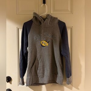 Women’s vintage WVU sweater shirt